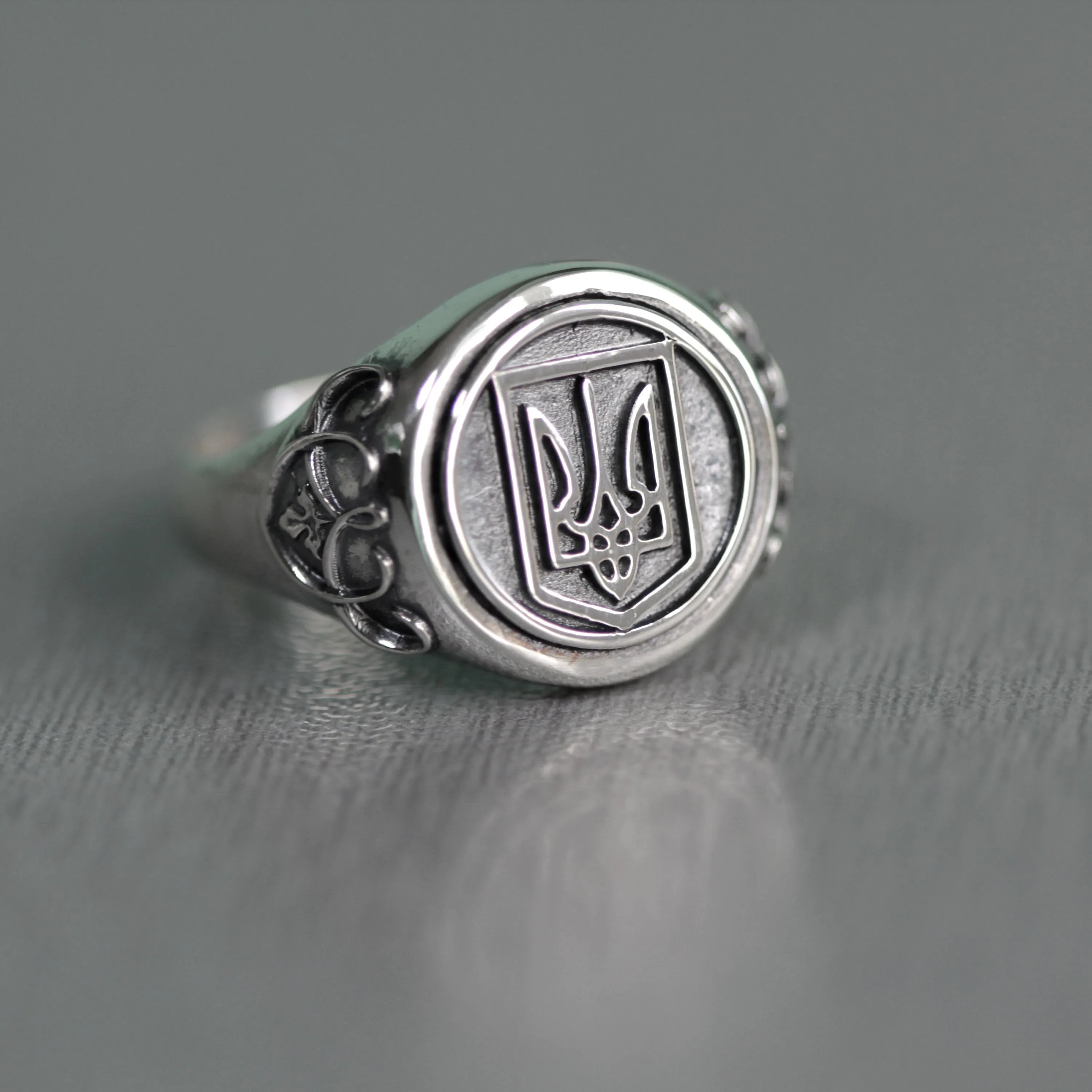 Ukrainian Trident Tryzub Trizub Symbol Unisex Ring Silver 925